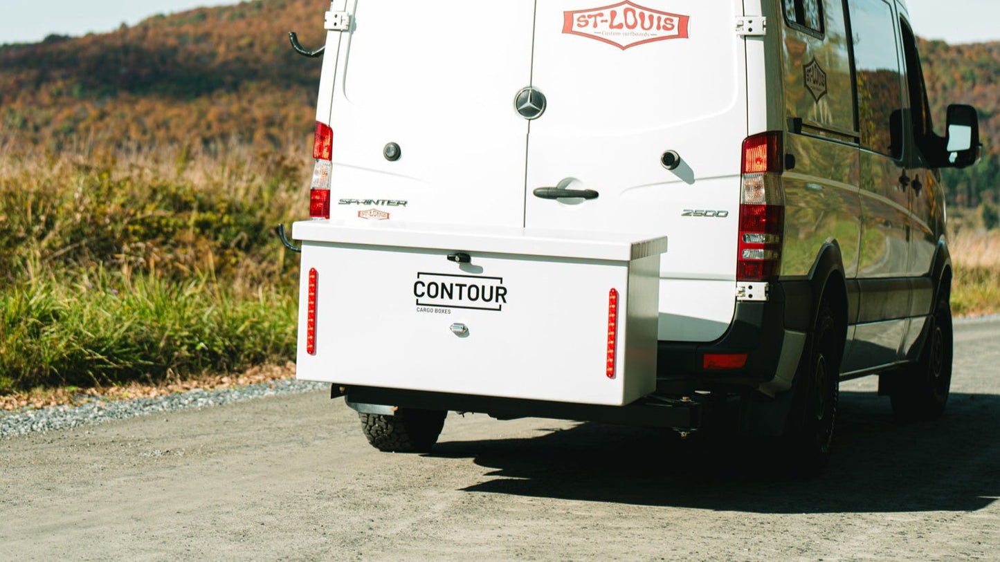 Coffre de transport avec support pivotant