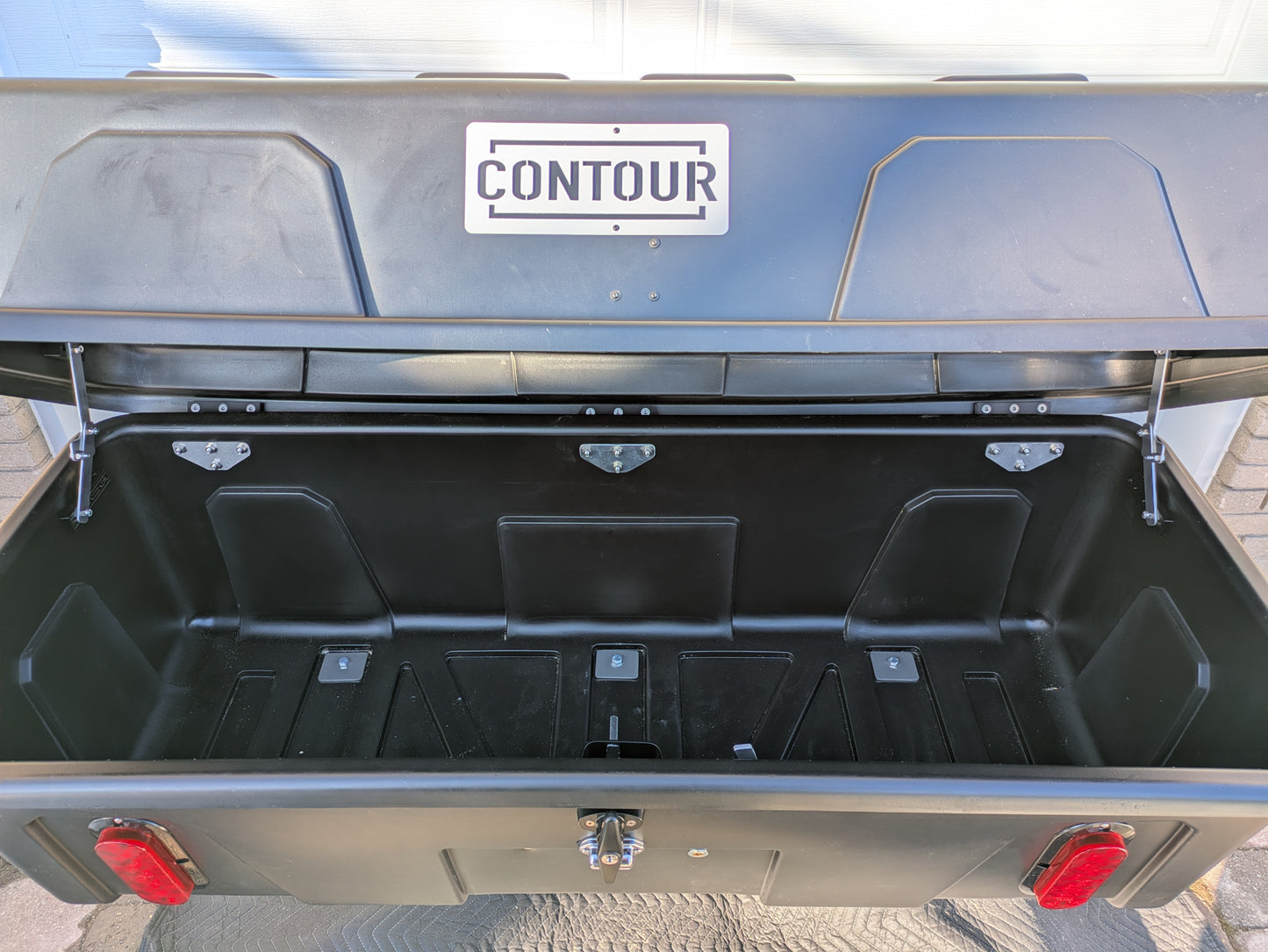 *NOUVEAU* Coffre de transport avec support pivotant (Modèle CTX)
